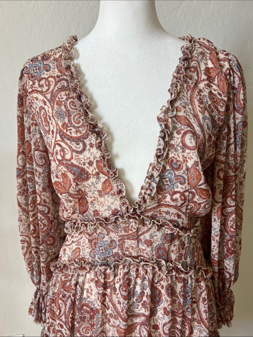 Venus Boho Chic Brown Creas Paisley Ruffle Tiered Open Back Mini Dress Sz 10 - Picture 6 of 9